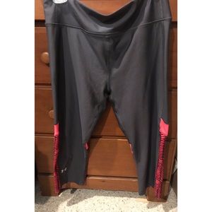 Workout cropped pants